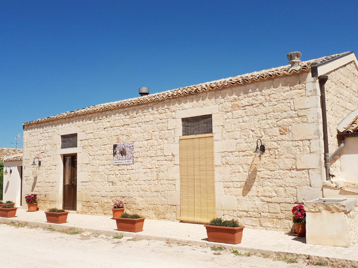 Agriturismo Serrafiori Casa Serrafiori Luaran gambar