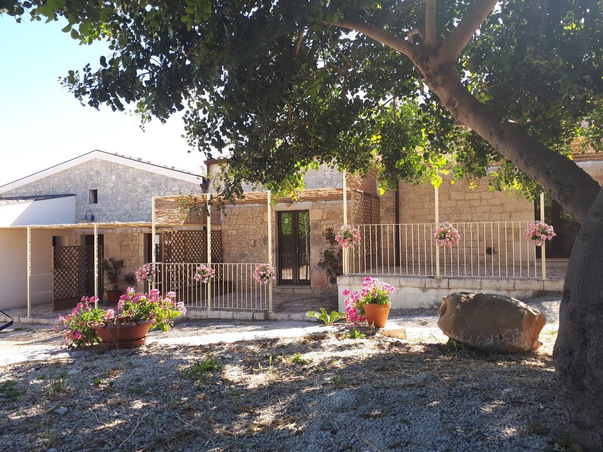 Agriturismo Serrafiori Casa Serrafiori Luaran gambar